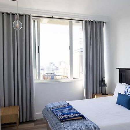 Modern, Trendy And Comfortable 2 Bedroom Apartment In Kapstadt Exterior foto