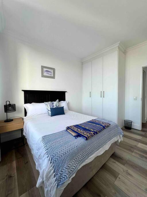 Modern, Trendy And Comfortable 2 Bedroom Apartment In Kapstadt Exterior foto
