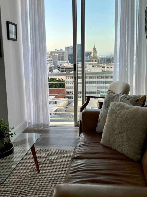 Modern, Trendy And Comfortable 2 Bedroom Apartment In Kapstadt Exterior foto